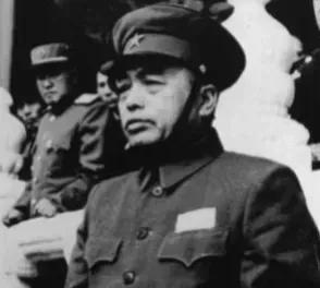 彭老总的敢战，放在整个华夏名将圈里，也是顶级存在。你像抗美援朝，在讨论是否出兵时