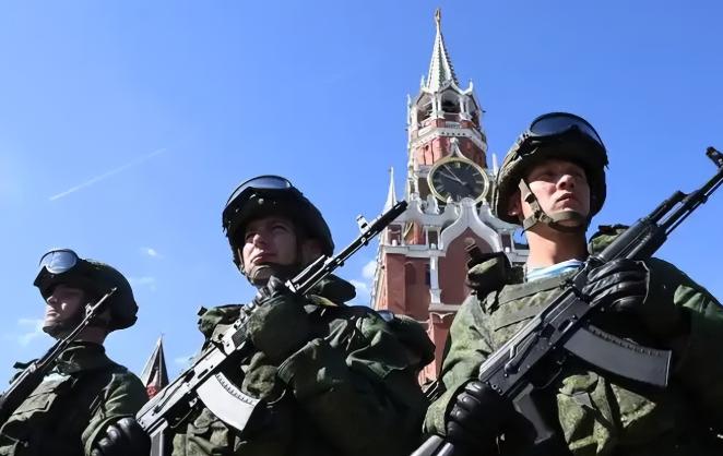 看看这才是真刀真枪的较量！那个被吹得神乎其神的“星链”，就在这几天，被俄军从神坛