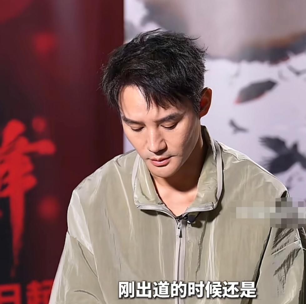 王凯回应近几年接戏不多，说:“刚出道的时候还是希望能被大家多看到，也希望有更多的