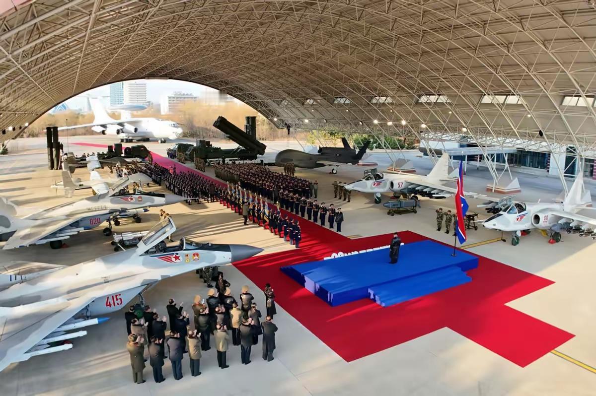 朝鲜版霹雳10亮相俄制武器已喂不饱人民军：朝鲜空军纪念成立80周年活动中，米格