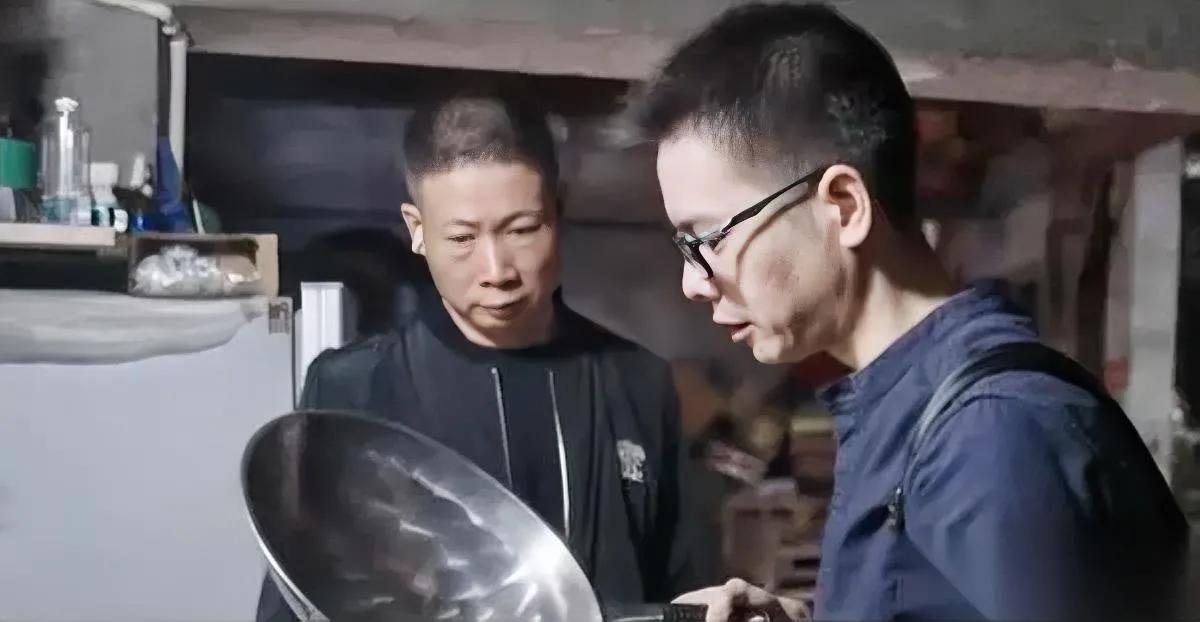 要是我是瑞安锅厂老板，现在立刻干俩事——不是急着卖货，是现在的网友太“健忘”