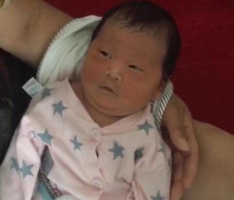 宝宝现在的眼睛小, 以后会变大吗? 小眼变大眼原来有这些规律!