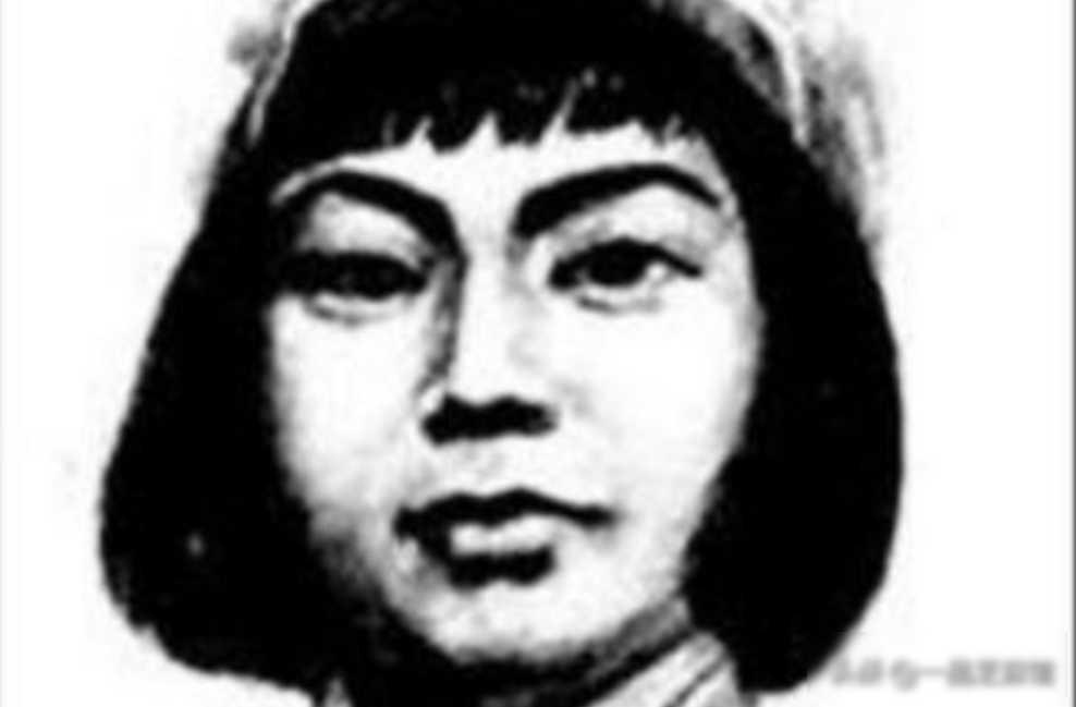 1929年，朱德正和妻子睡觉，突然十几个敌兵破门而入，大喊：“谁是朱德！”危急时