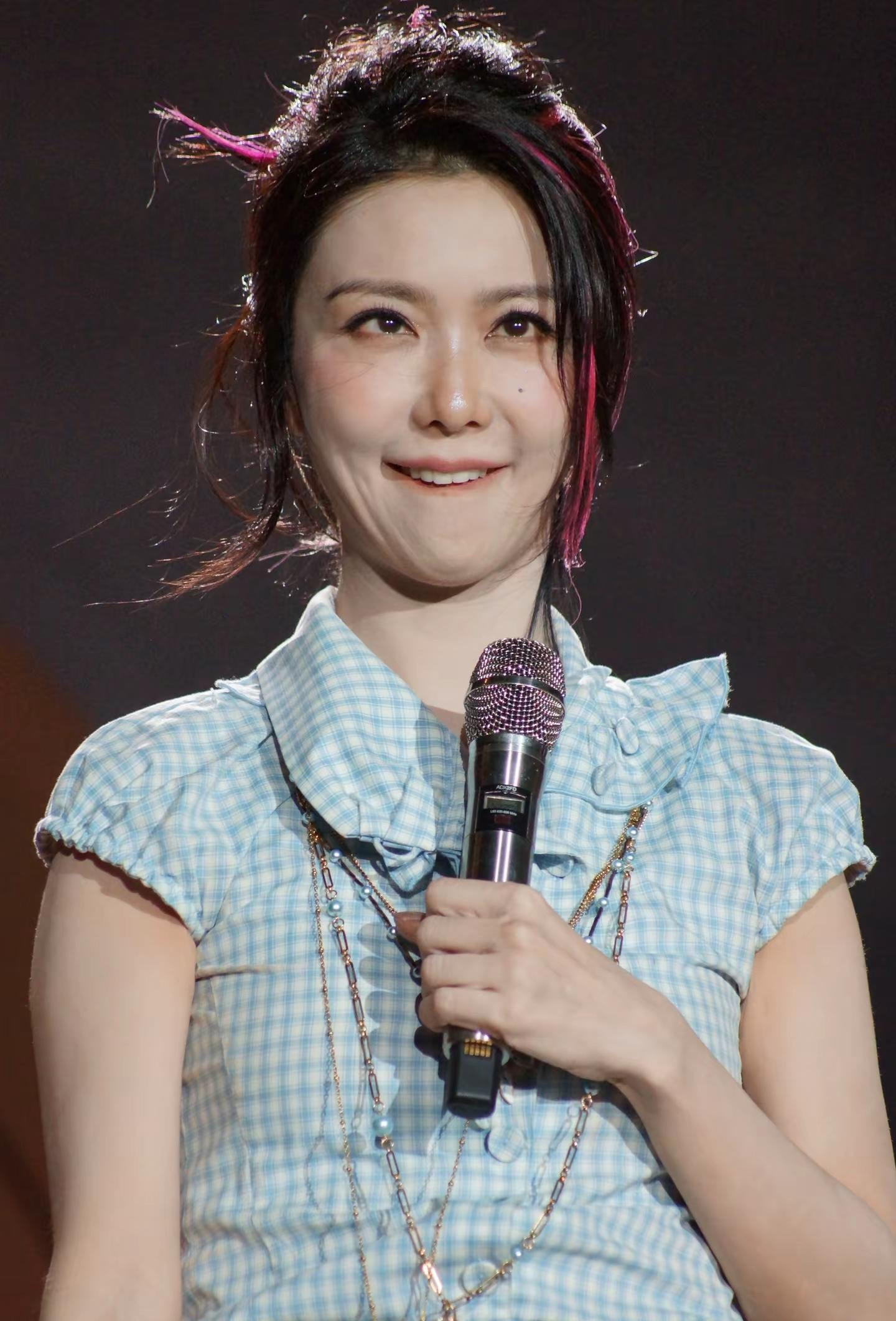 薛凯琪，真是平平无奇的美貌小天才。#袁娅维在澳门，那今天我在上海的某书活动看看你的好闺蜜#薛凯琪#明