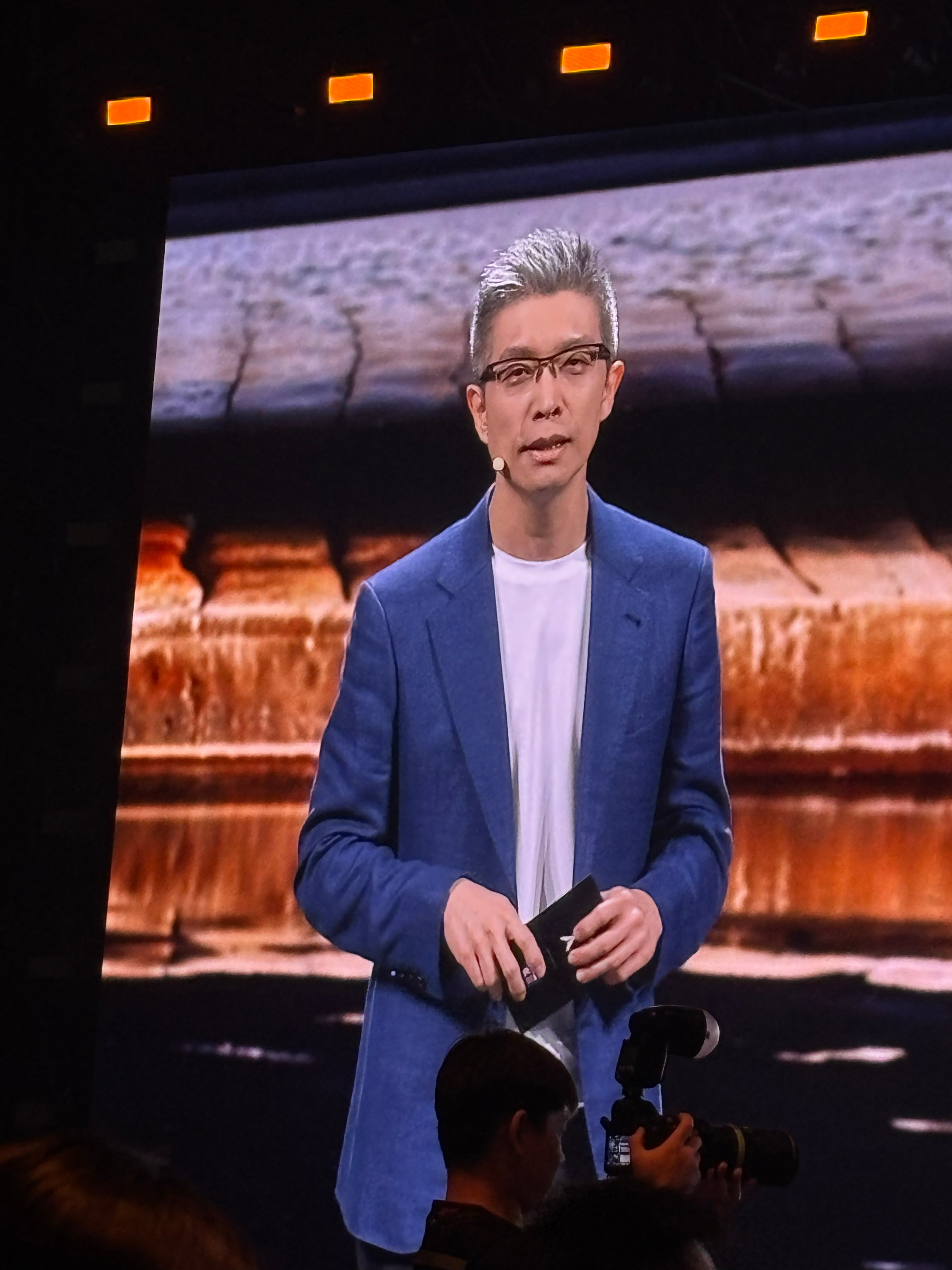 打卡小鹏GX技术发布会！我鹏第一款全尺寸SUV亮相～第一次感受到超过五