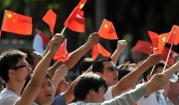继新加坡、马来西亚之后，又有美国华人开口！他称，中国人别太自以为是，如今连韩国人