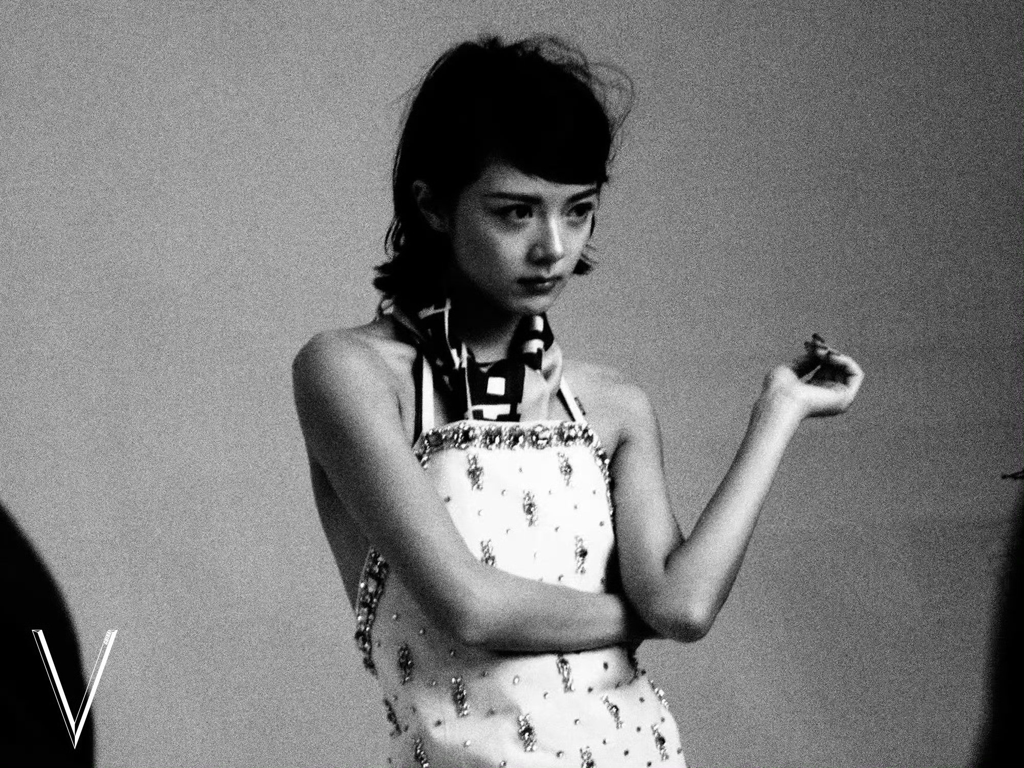 赵今麦鬼马少女好有灵气的一个麦麦，魅力十足！！鬼马少女～