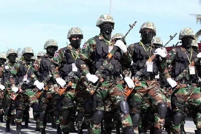 柬埔寨为什么没有战斗力？洪到现在都不明白，美国可以利用，但绝对不能依靠，乌克兰