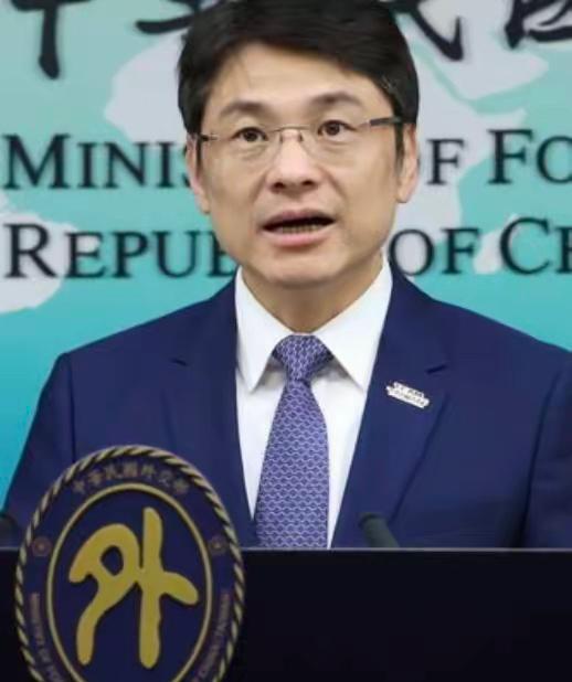 听了伊朗议长的言论，你还继续支持伊朗吗？​伊朗议长卡利巴夫7月22日在社交平台