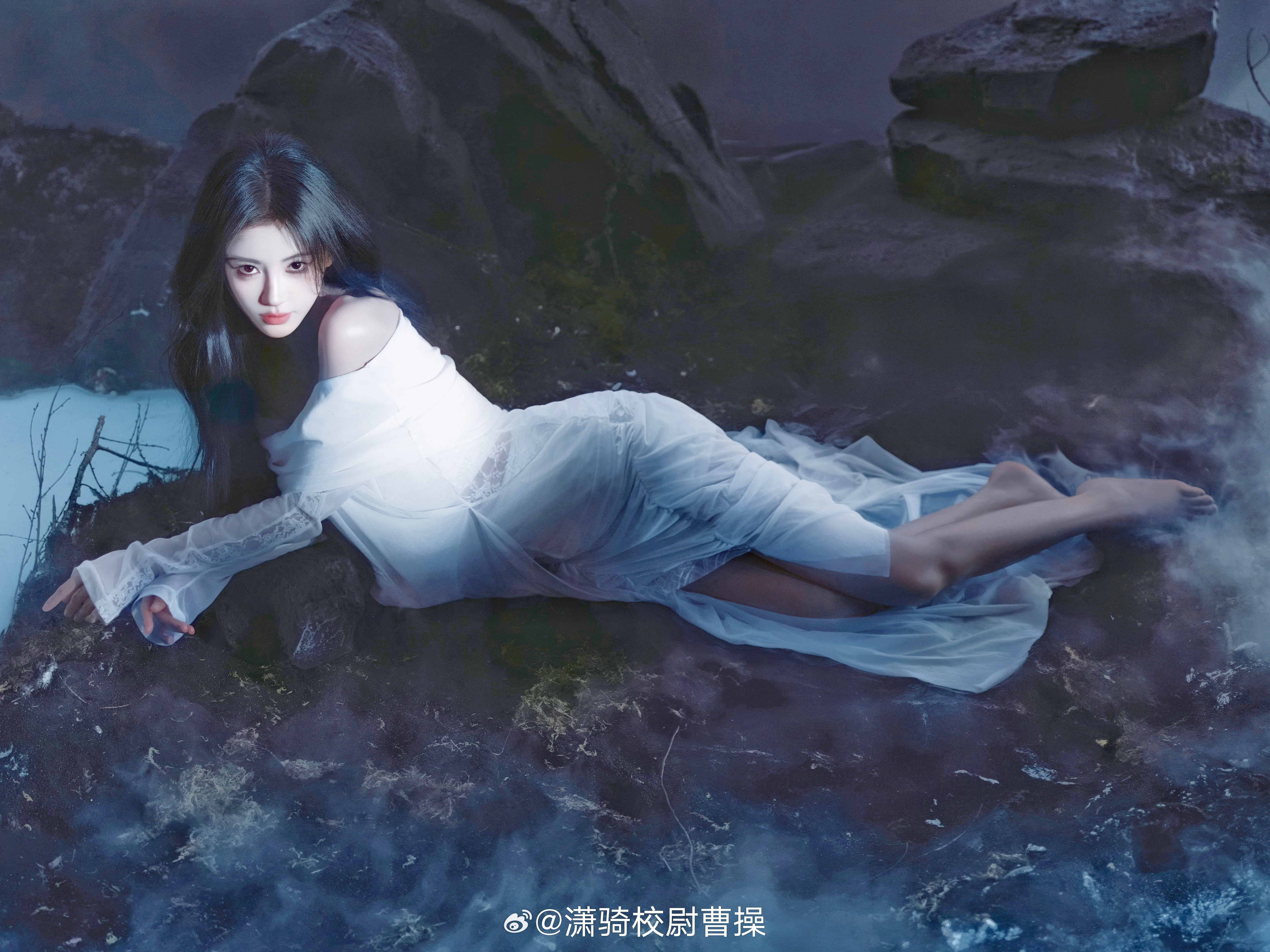 鞠婧祎白狐🦊露芜衣好魅惑