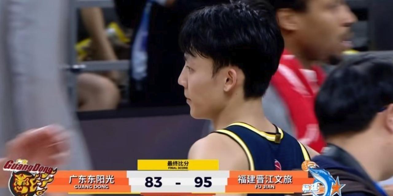 我来说说广东宏远为啥能够在领先18分的情况下被福建男篮翻盘，与此同时，杜锋的战术