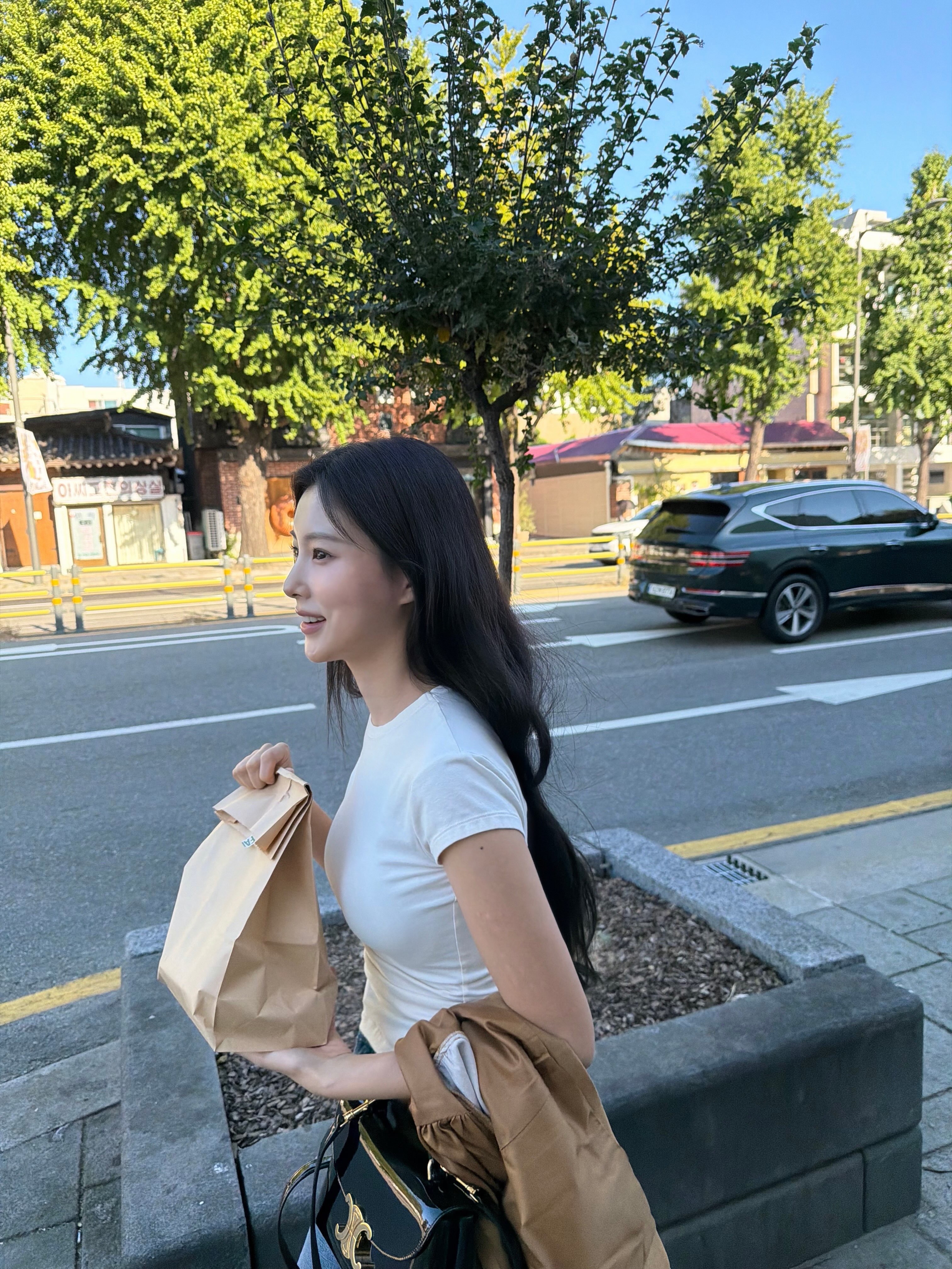 姜惠元ins更新近况