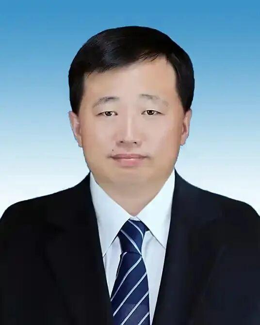 3位干部(拟)任正厅级领导职务, 1位“80后”