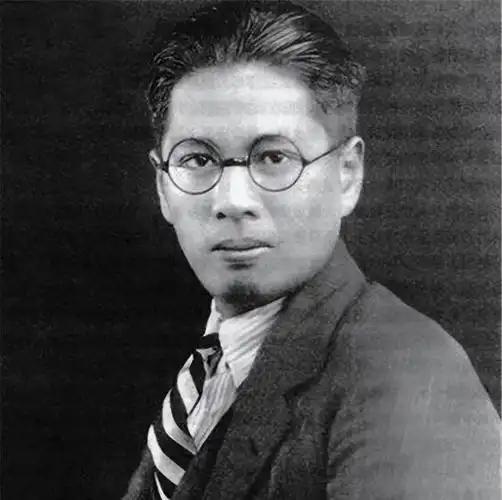 1933年，宋子文发现，因蒋介石围剿红军，国库出现了6000万元的亏空，气