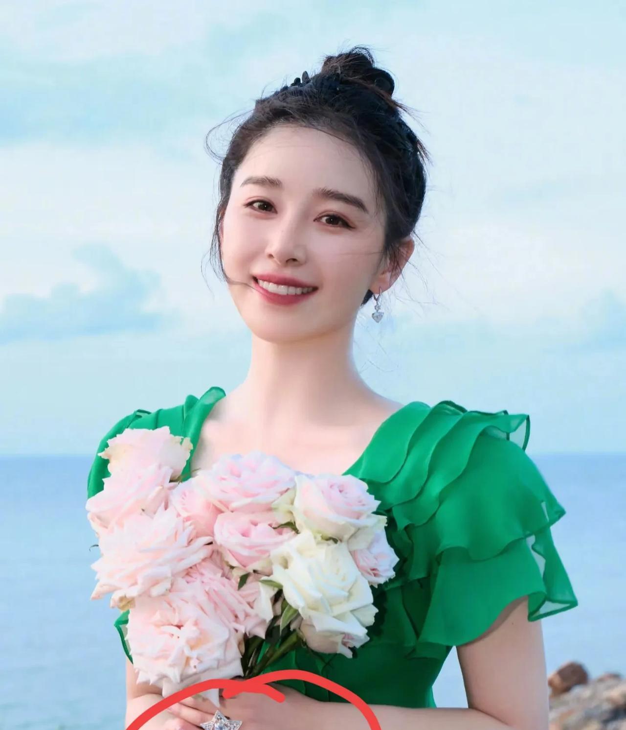 纪凌尘今晚估计要失眠了不是因为住二手房，也不是因为卖闲置品，而是因为他前女友阚
