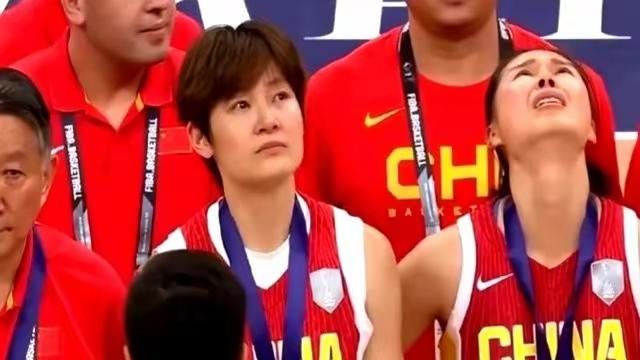 热身藏锋芒，正赛见真章！捷克女篮将成小组劲敌，宫鲁鸣万不可掉以轻心。中捷女