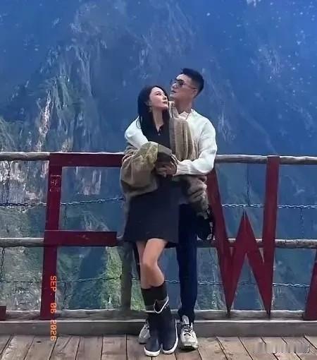 不少网友看完何捷与张馨予的婚姻感慨：娶媳妇可以娶漂亮的，也可以娶经济独立的，但千