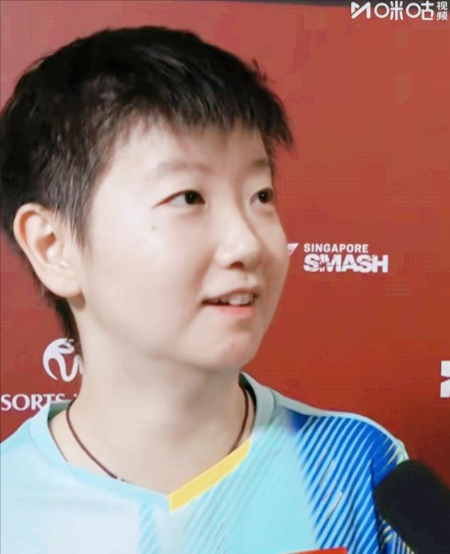孙颖莎采访为何笑的这么开心？记者问了啥？记者问:莎莎3:2赢了石洵瑶，最