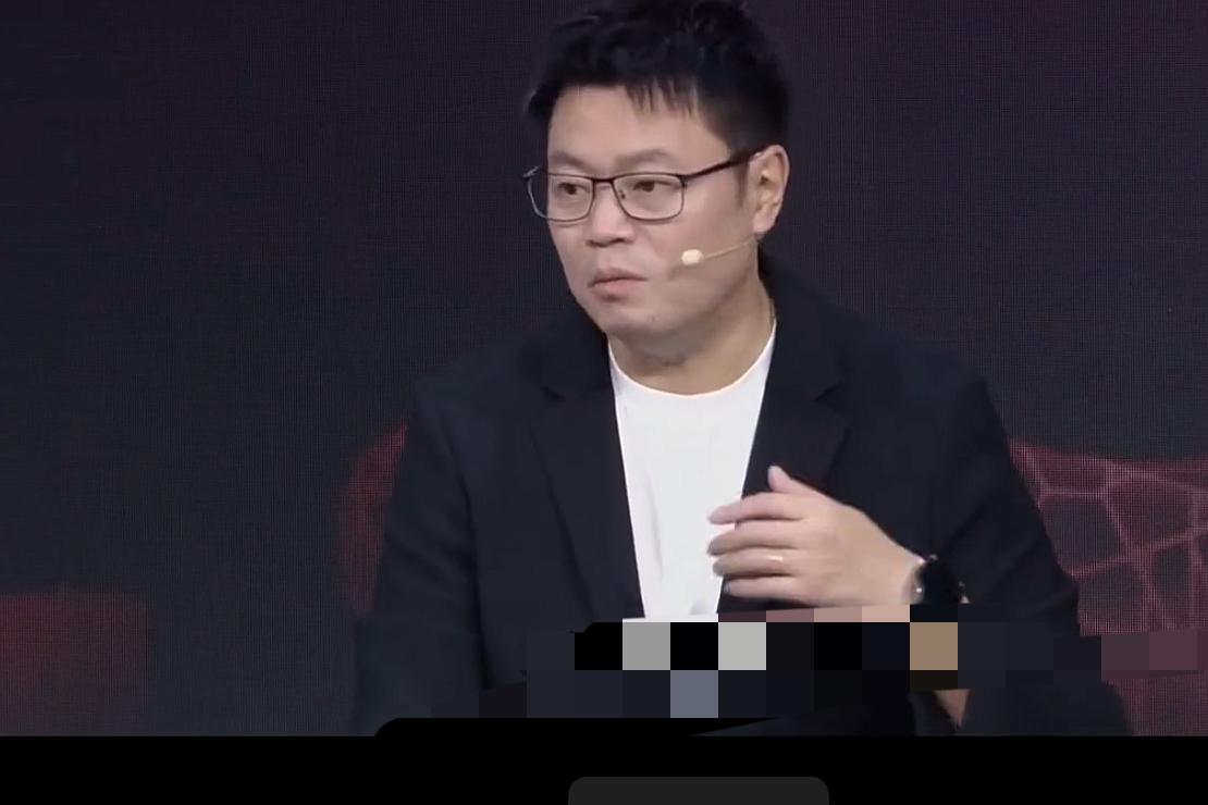 侯英超谈削球手对国乒的威胁时说道：现在国乒对削球手的重视程度还有待提高，尤其是女