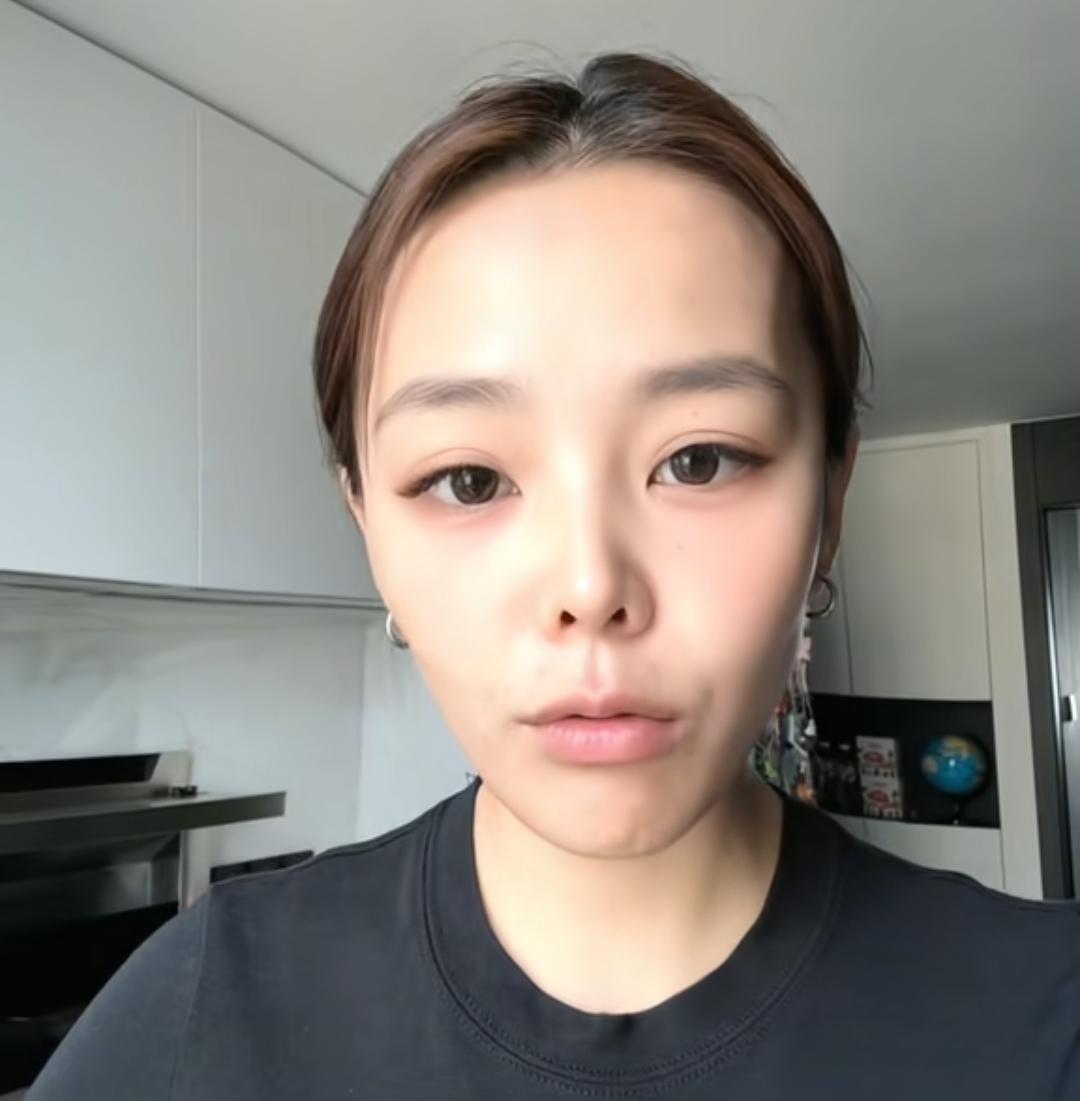 熊磊回应财产分配，直言:终究是杜妈的个人想法，自己和长子郭威本就无法相提并论。
