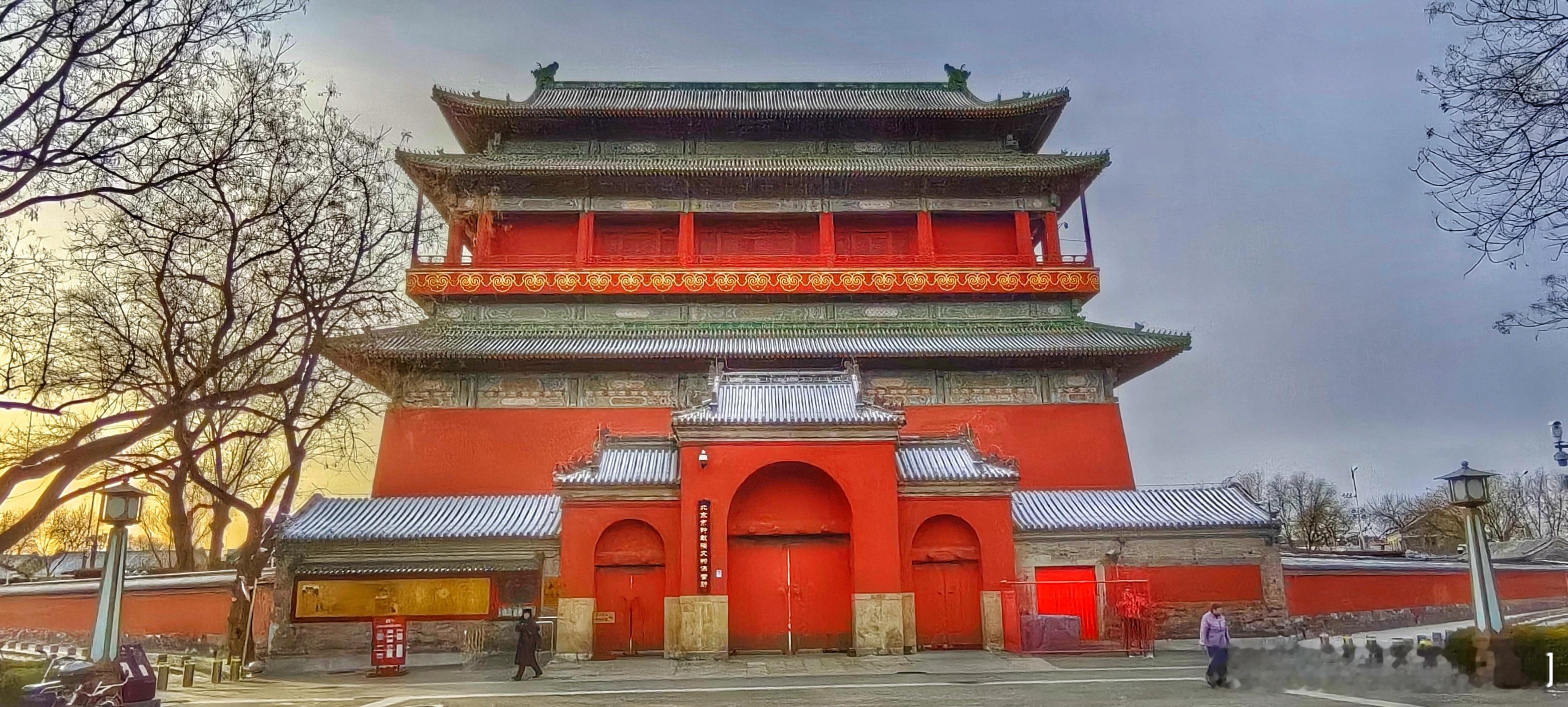 晨光中钟鼓楼2025.12.16摄影