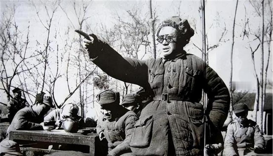 1946年，蒋介石提出用叶挺交换被俘的国民党高官马法五，为了营救叶挺将军，刘伯承