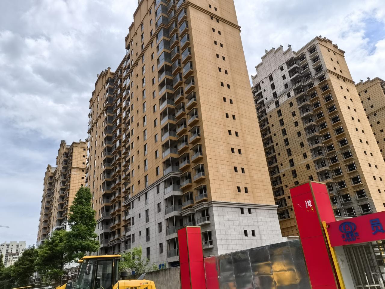 官渡区云南省大剧院边上，云岭星河庄园边上，官渡宝澜院旁边，这个项目怎么建好了主体