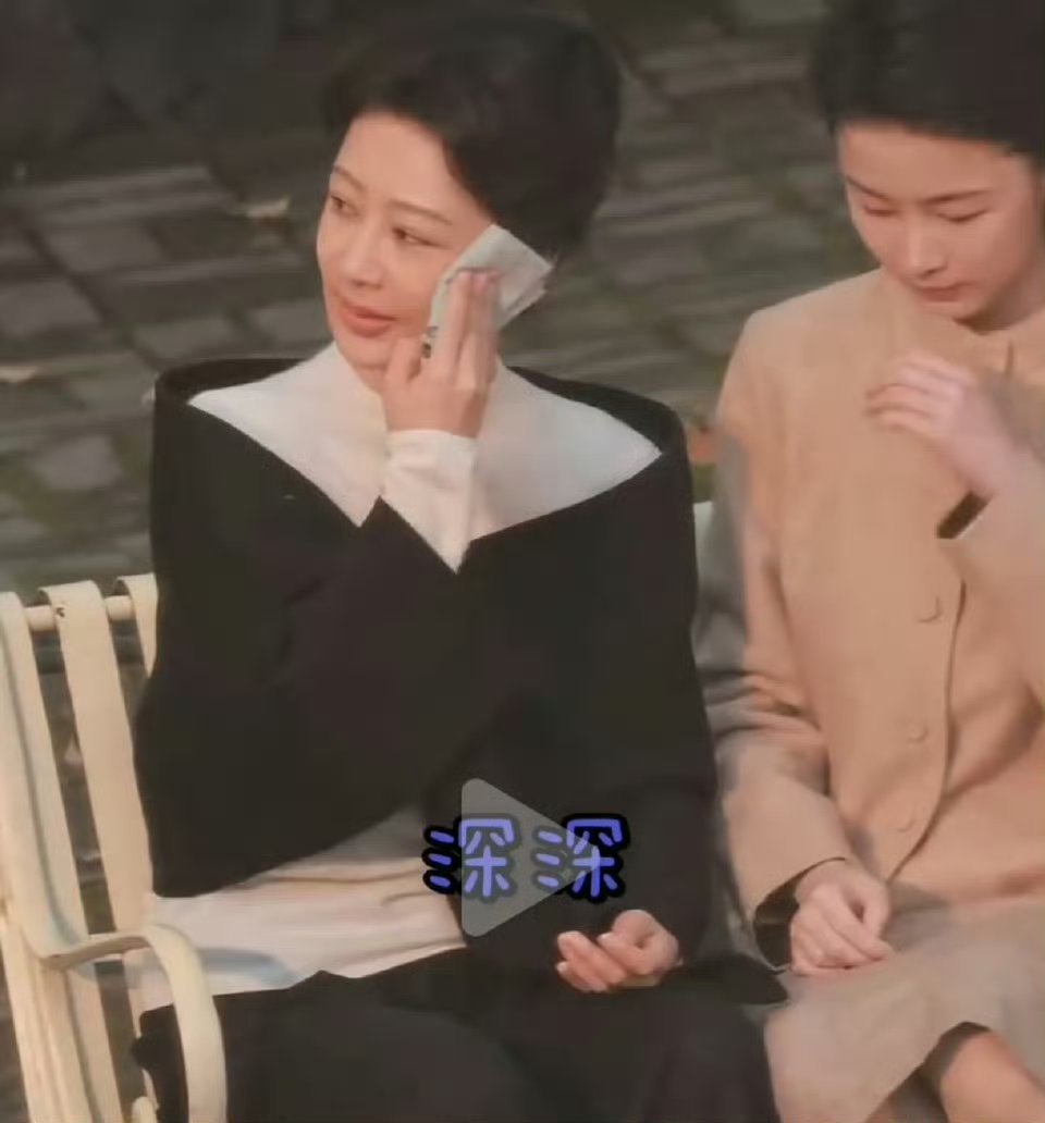 杨紫玉兰花开君再来最新老年妆路透，看看状态怎么样杨紫新剧老年妆