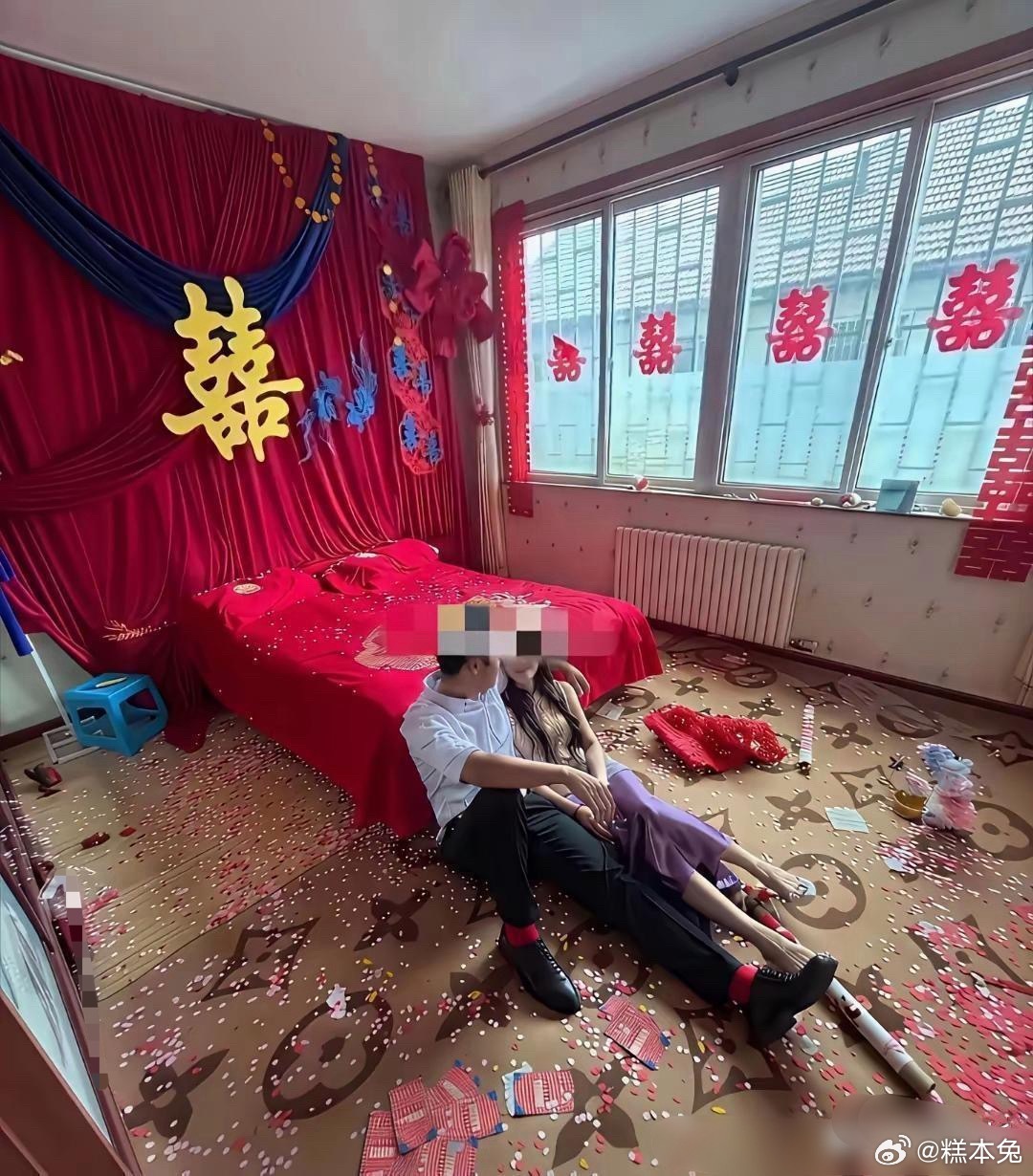 看完这两张，有想结婚的冲动吗​​​