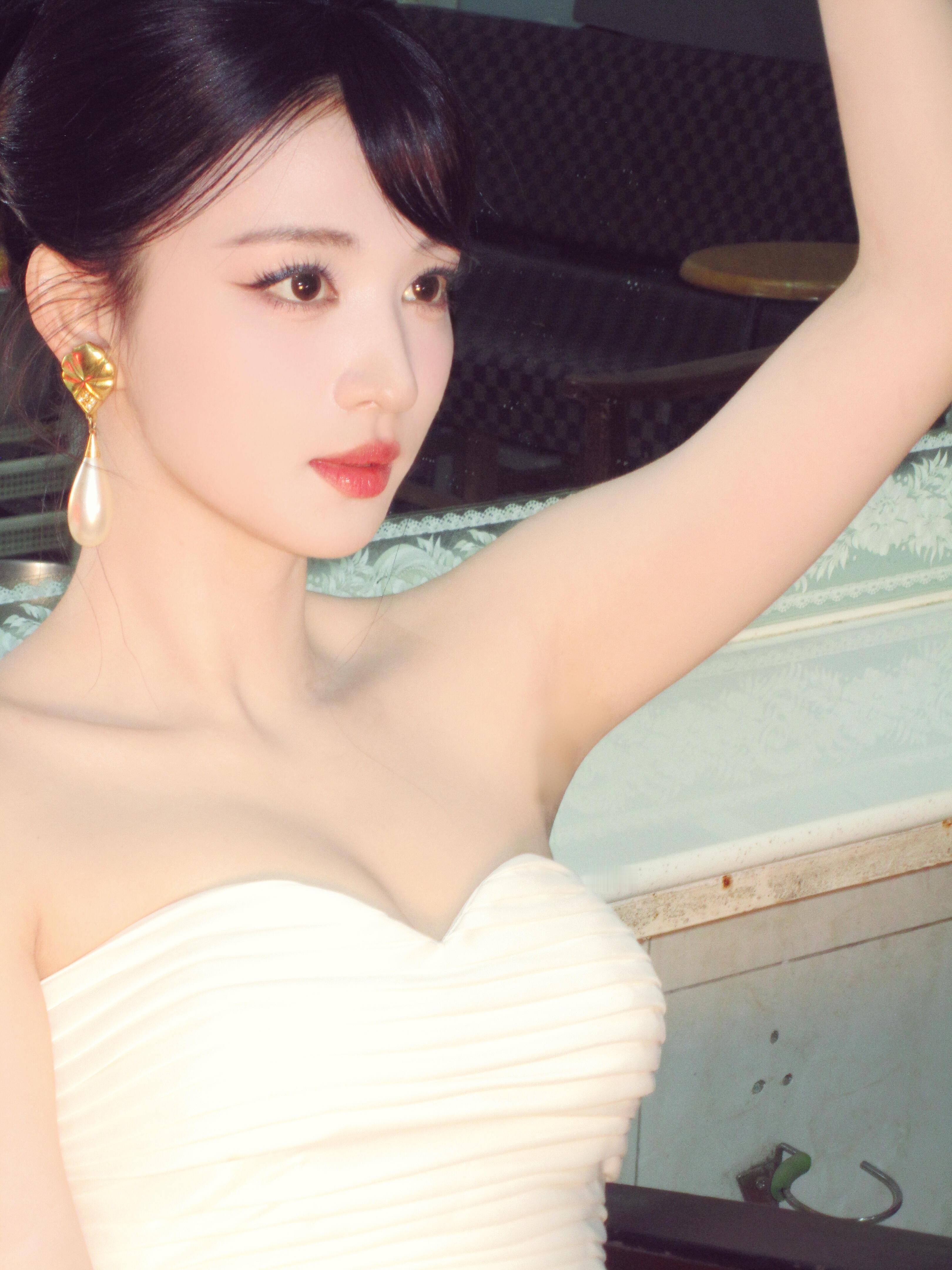 王楚然每天都在做法令纹消失操怎么一个美字了得