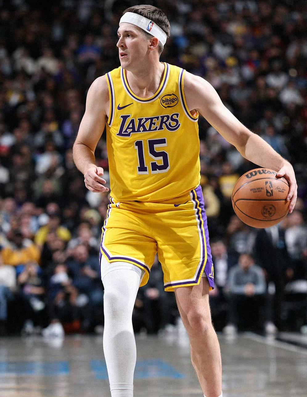 结束8连客，湖人125-109篮网，谈三件事。1、联盟真给球星面子。约基奇复出