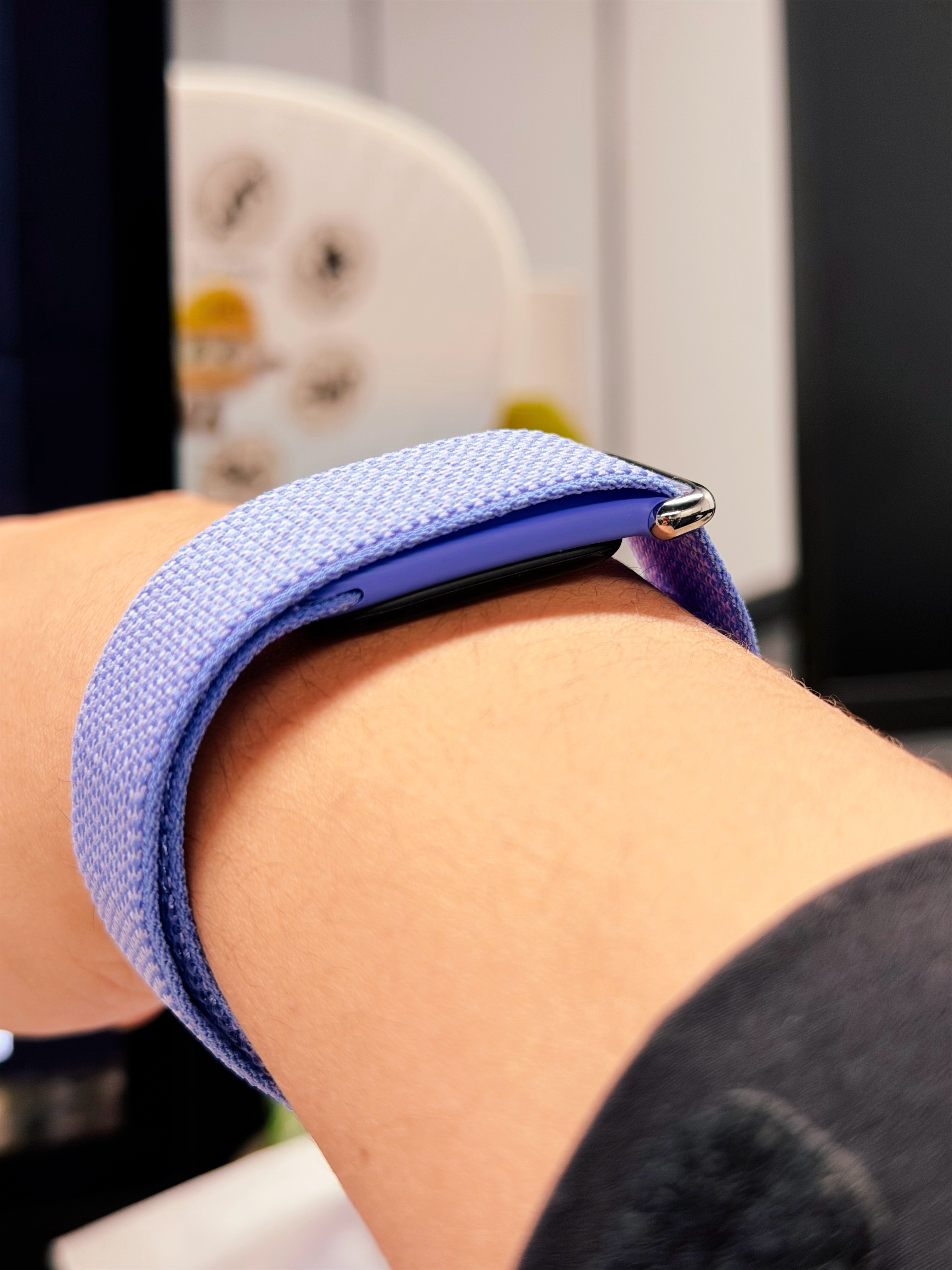 淘了个全新的GoogleFitBitAir，现在和AppleWatch