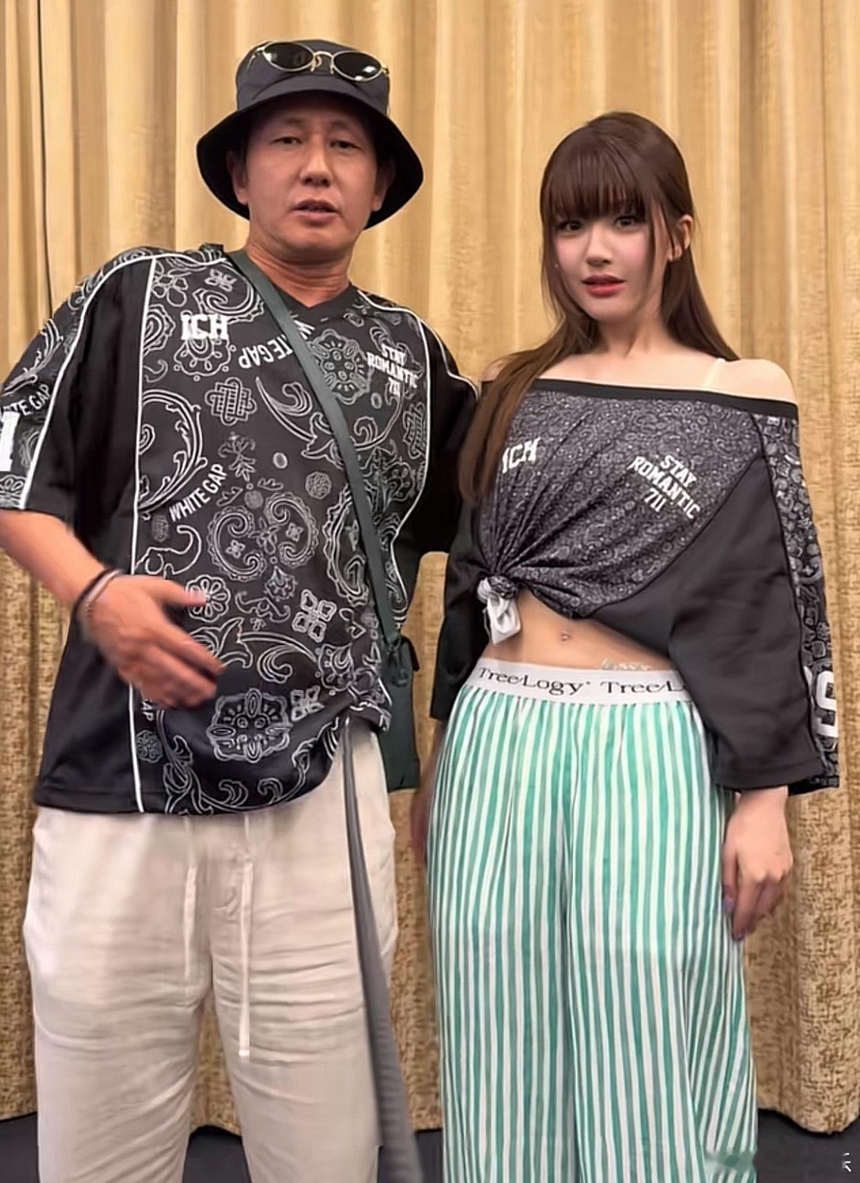 赵露思爸爸也是吃上互联网这碗饭了