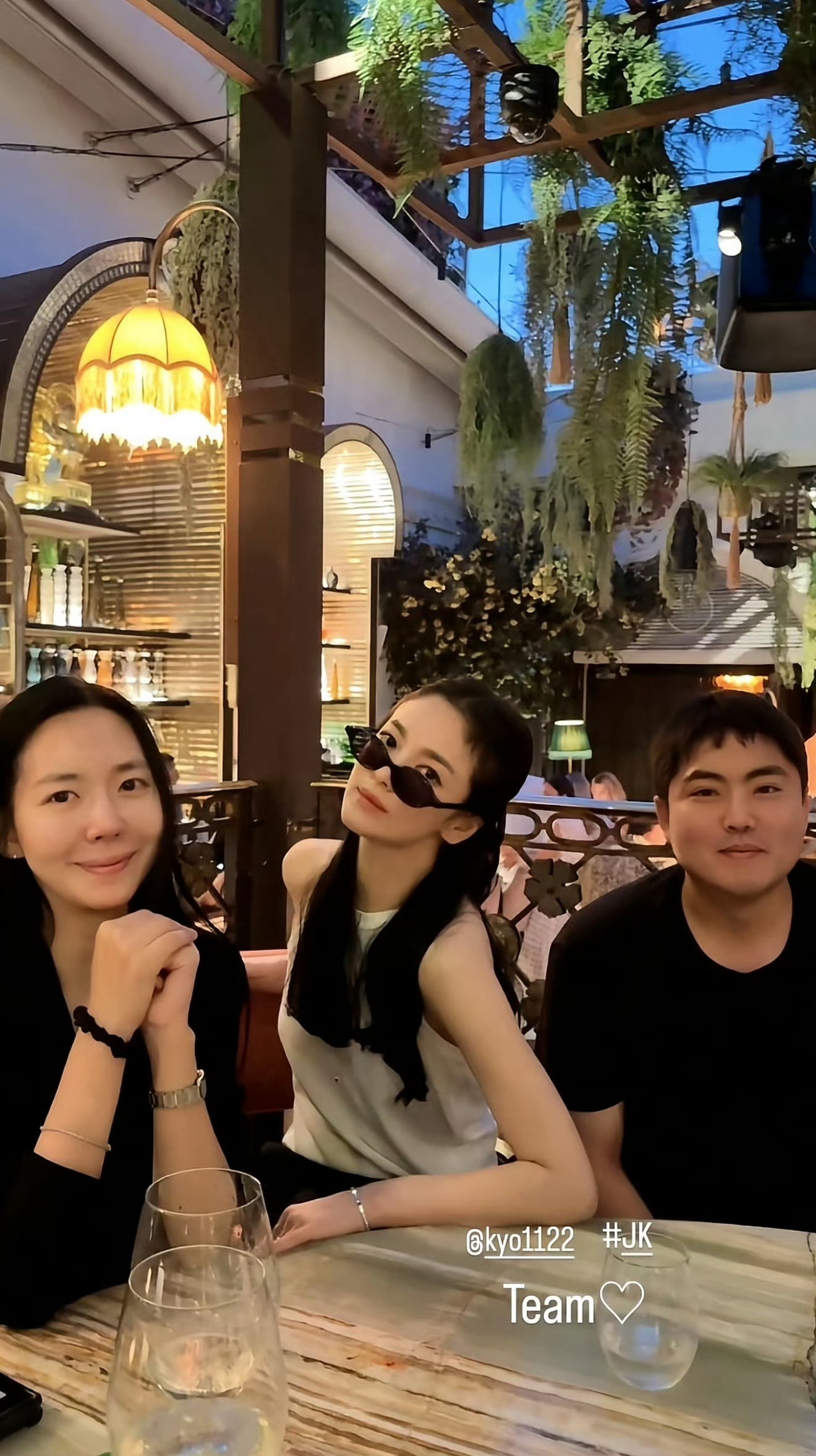 宋慧乔长发回归有一说一，这个长发造型好美，这个年龄还能有这个状态，真的绝了。爱