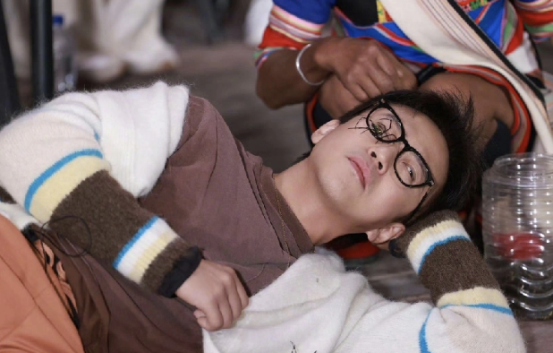 邓超发了个动态看完只能说邓超也太猛了吧原来他参加的《五哈》第六季，这次节目组是