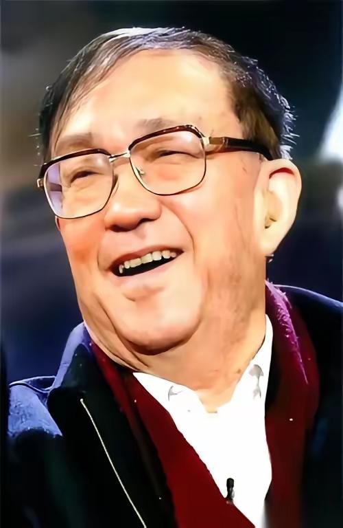 2023年深夜，上海那栋属于导演谢晋的屋子，最后一盏灯也灭了。大女儿谢庆庆在睡