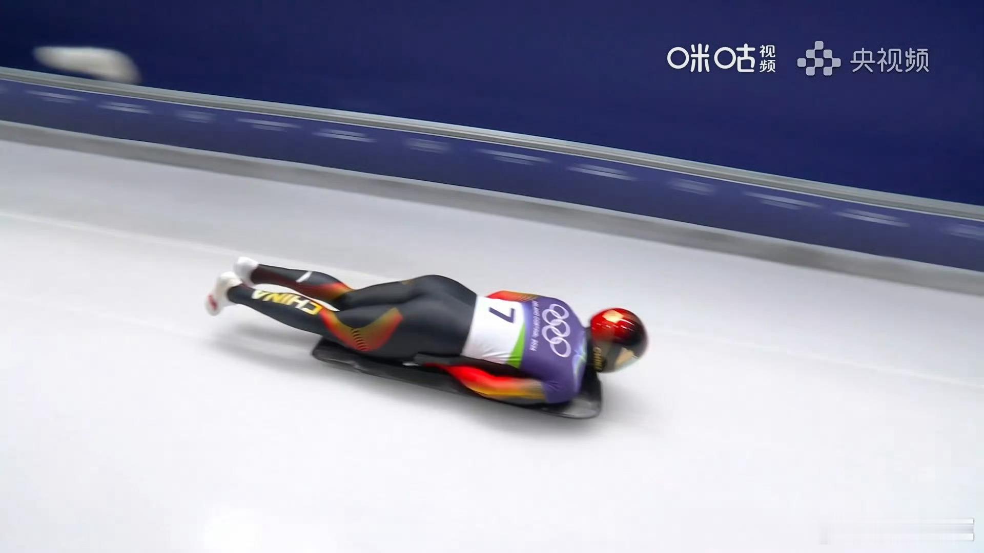 陈文浩钢架雪车第4中国钢架雪车米兰冬奥会男子钢架雪车四轮战罢，陈文浩以总时长3: