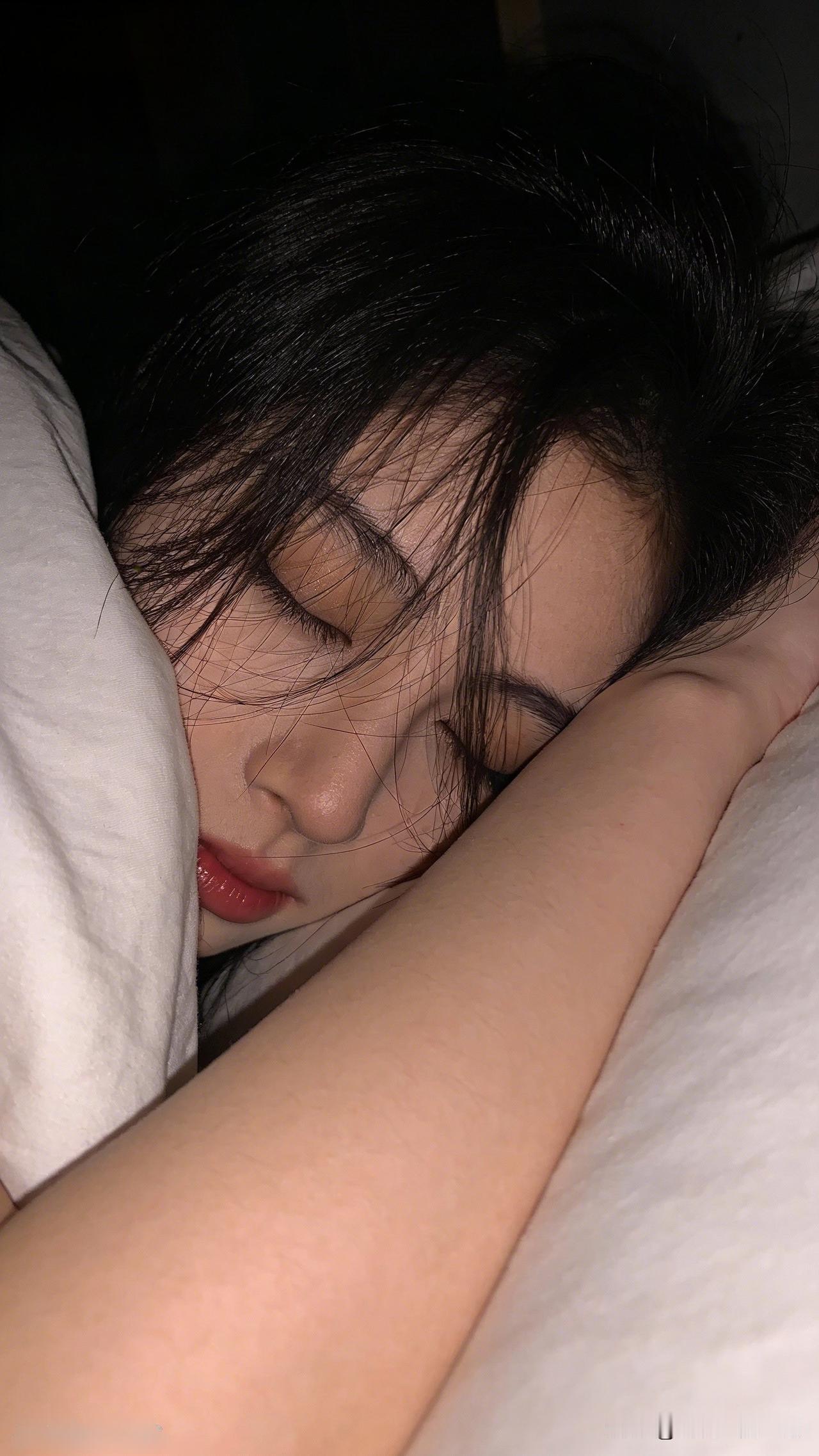 梦回故里，月照人归。寻找镜头的美“睡意袭来，世界静谧”🌙💤