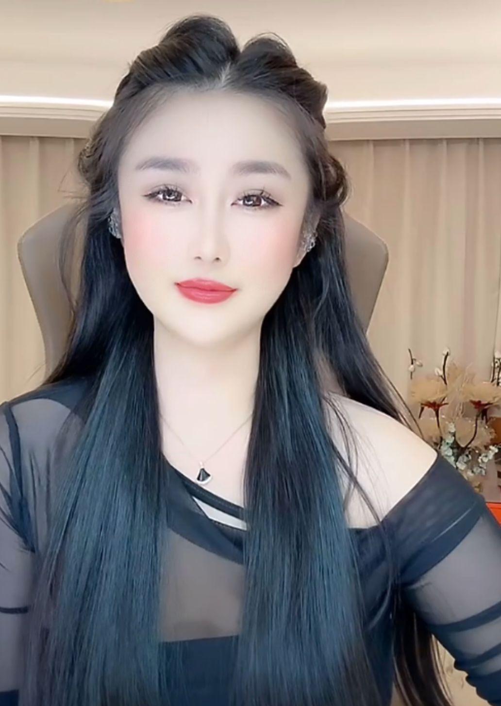 这才是所谓的情人情人绝非那些搞婚外情之人。真正的情人，是相伴一生的灵魂伴侣，