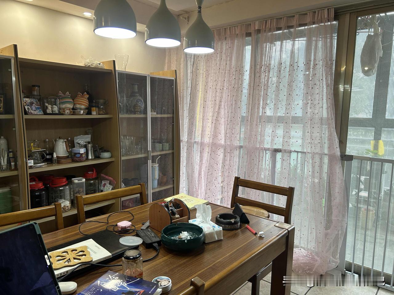 用二十三年的时间，终于把日子过成了自己喜欢的模样！2004年搬进来的这套房