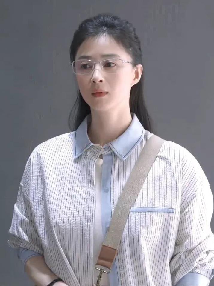 41岁蒋欣新剧再扮少女，大家觉得她这状态如何？没有违和感吧？