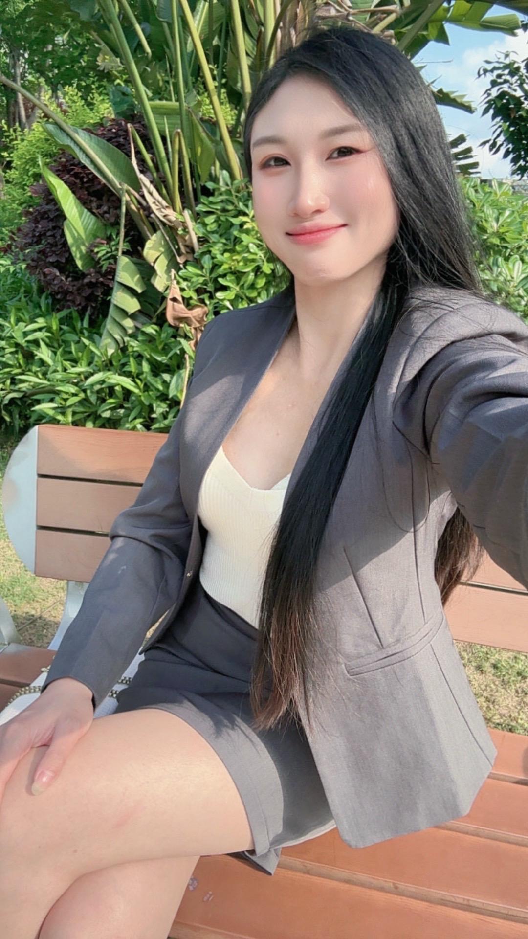 未婚的离异的躲好了我出门了