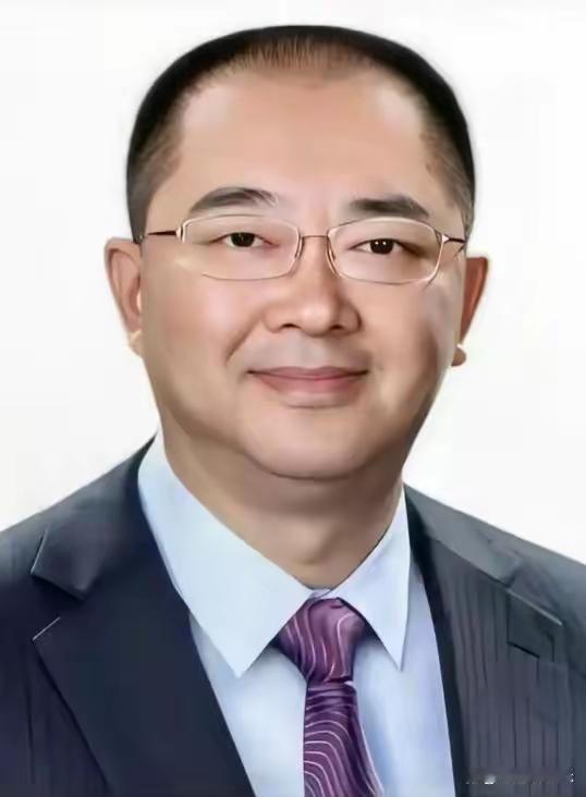 8月20日上午，深圳中院法槌落下，恒大系列案件迎来集中宣判。大洋彼岸的美国加州尔