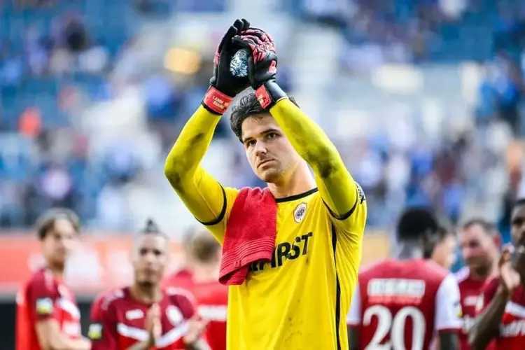 拉门斯：门将有时不必做出太多神扑，只要不葬送比赛就行曼联门将拉门斯日前接受了采访