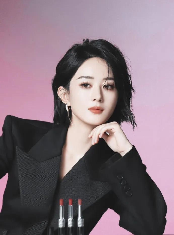赵丽颖与纪梵希美妆携手：一场双向奔赴的美好邂逅当#赵丽颖代言纪梵希#的话题悄然