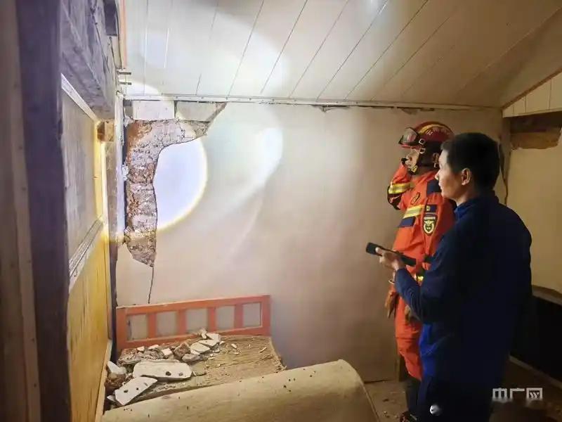 云南大理5.0级地震最怕深夜来地震，因为大家都在深睡中！5级地震也属于破坏性地震