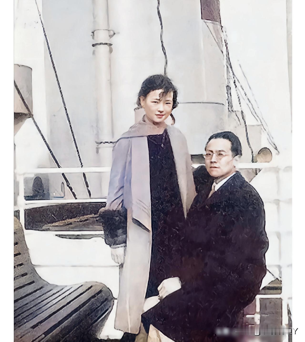 这才是1928年梁思成与妻子林徽因赴欧洲度蜜月在游轮上的真实貌相，都看看吧！这并