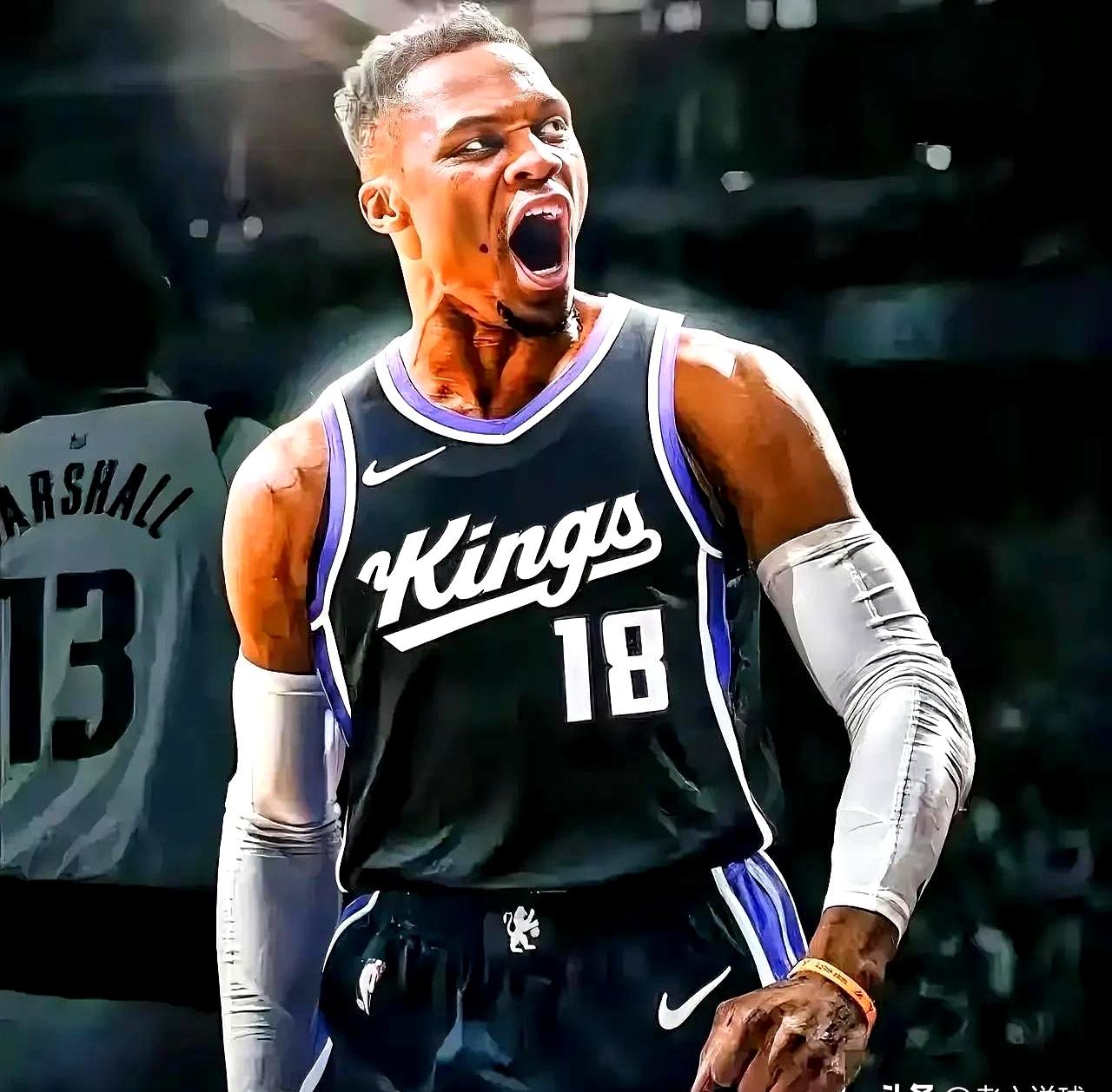 国王队目前打了15场比赛，看看国王队球员总得分排名！拉文和德罗赞都砍28