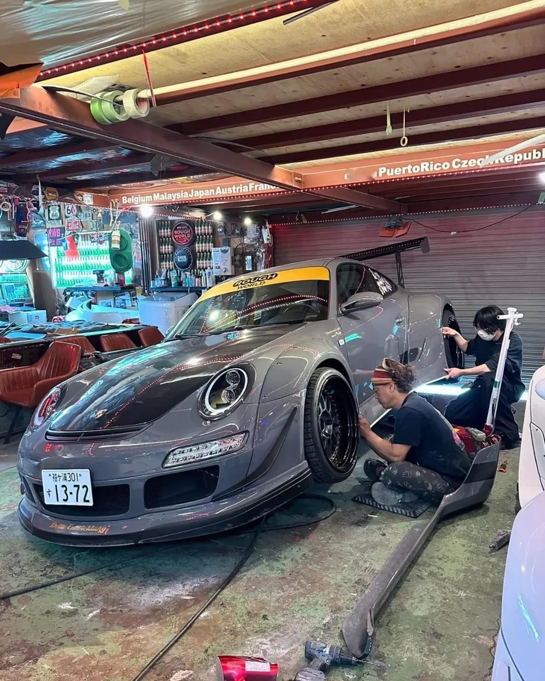 RWB|灰色钢铁战斗的姿态。豪车超跑经典改装车改装车保时捷中井启rwb