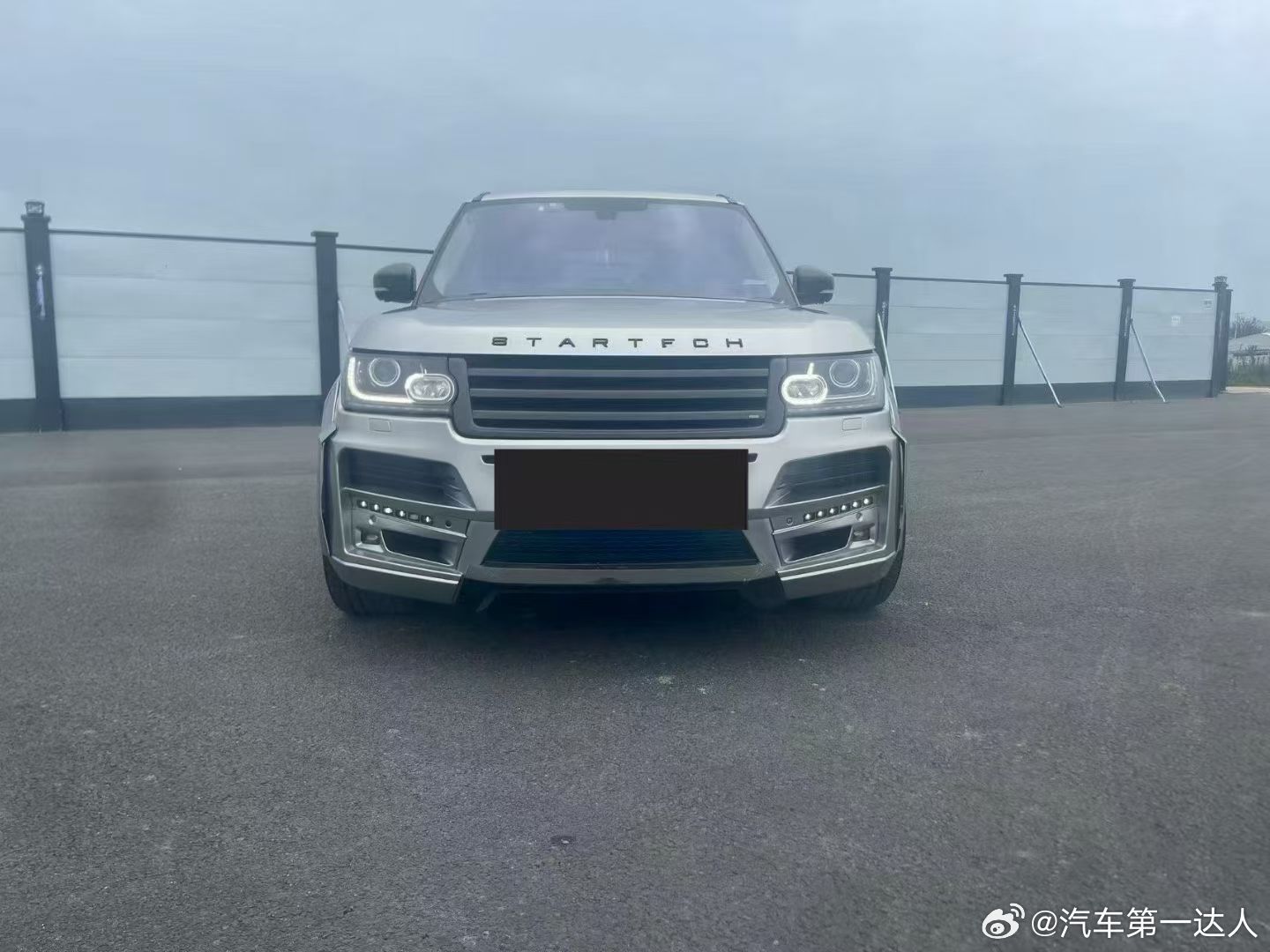 全球限量10台路虎LandRover（斯达泰克）巴博斯公司BRABUSⒷ旗下